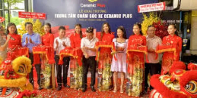 khai trương